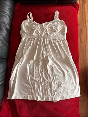 Maternity/Breastfeeding Cream Adjustable-Strap Tank Chemise